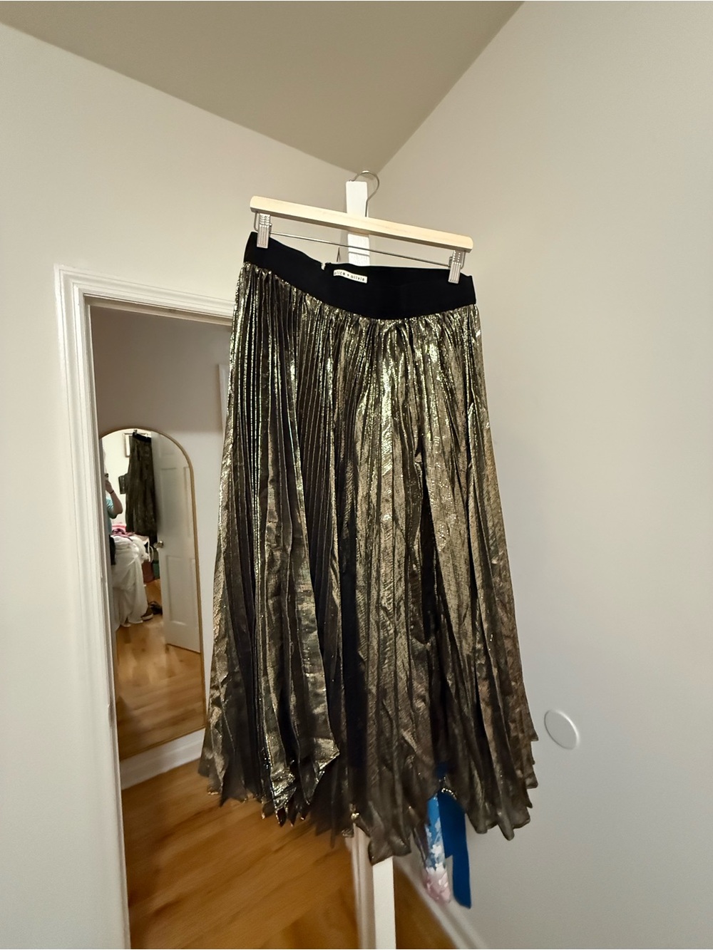 Alice and Olivia Metallic Gold Pleated Midi Skirt
